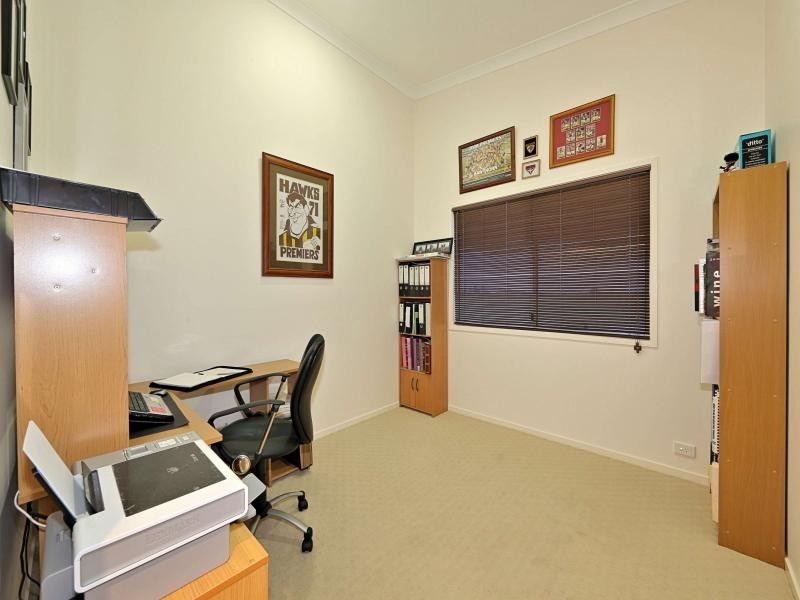 31 Emperor Drive, Elliott Heads QLD 4670