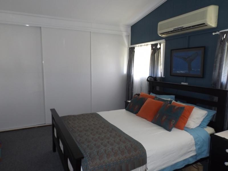 4  Moore Street, Elliott Heads QLD 4670