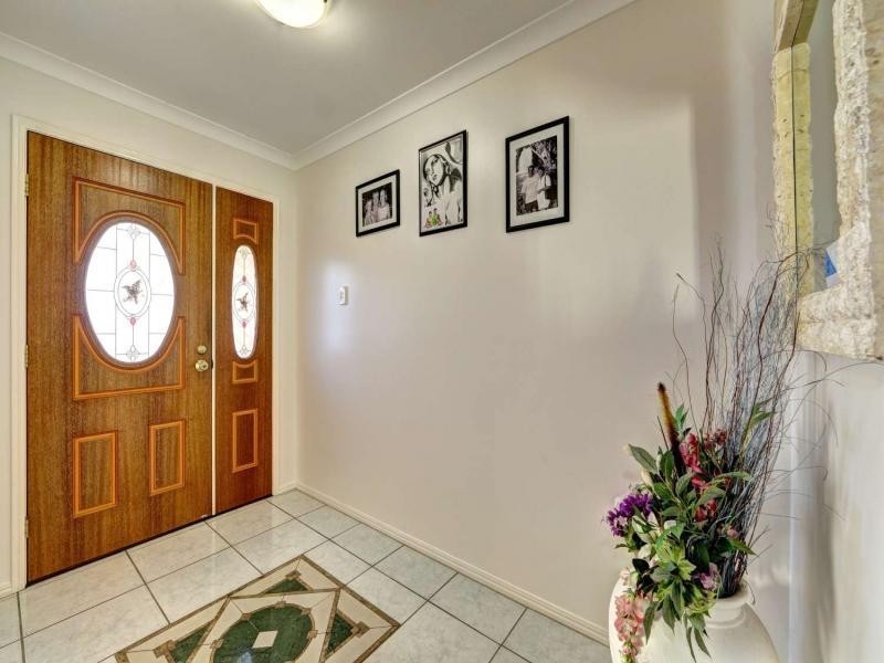 33 Spinnaker Blvd, Innes Park QLD 4670