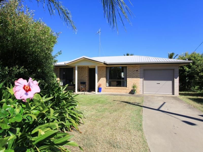 3 Crystal Court, Elliott Heads QLD 4670