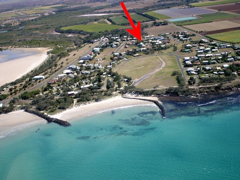 3 Crystal Court, Elliott Heads QLD 4670