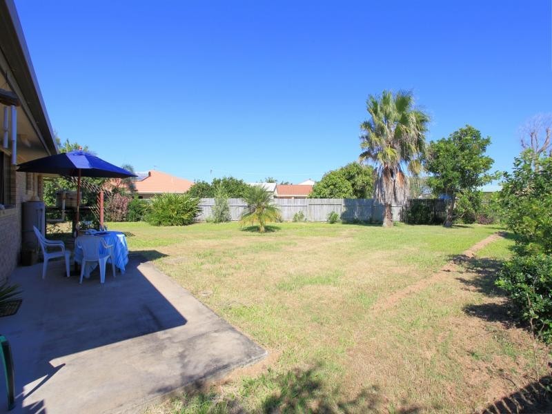 3 Crystal Court, Elliott Heads QLD 4670