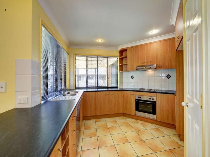 225 Barolin Esplanade, Coral Cove QLD 4670