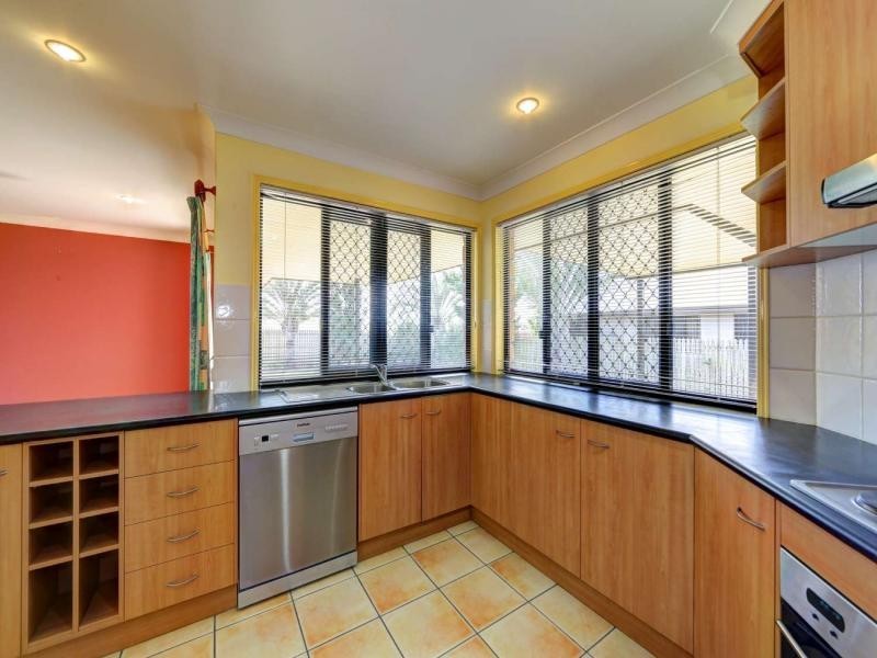 225 Barolin Esplanade, Coral Cove QLD 4670