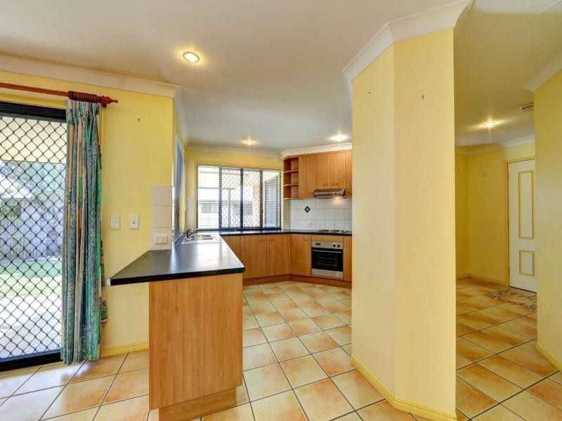 225 Barolin Esplanade, Coral Cove QLD 4670