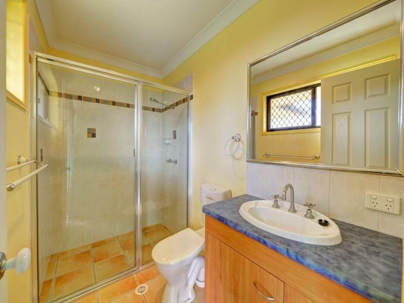 225 Barolin Esplanade, Coral Cove QLD 4670