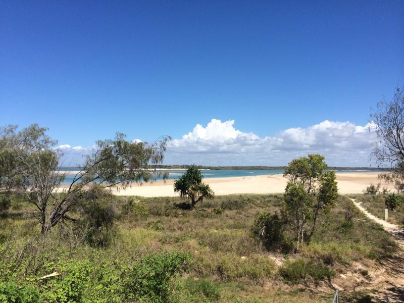 145 Welch Street, Elliott Heads QLD 4670