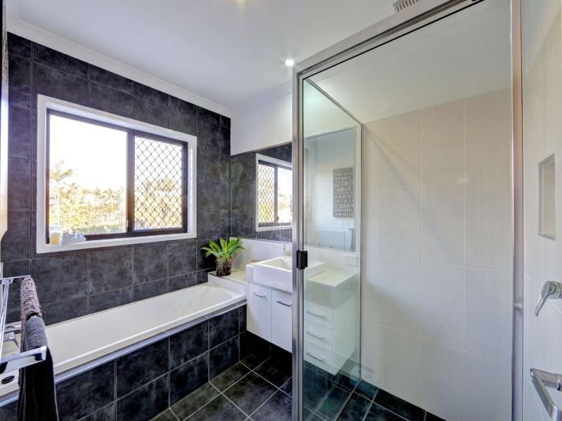 7 Seahorse Court, Innes Park QLD 4670
