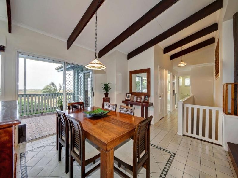 53 Rehbein Avenue, Qunaba QLD 4670