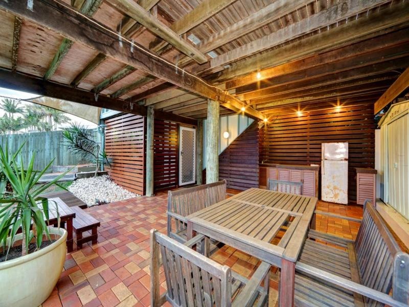 53 Rehbein Avenue, Qunaba QLD 4670