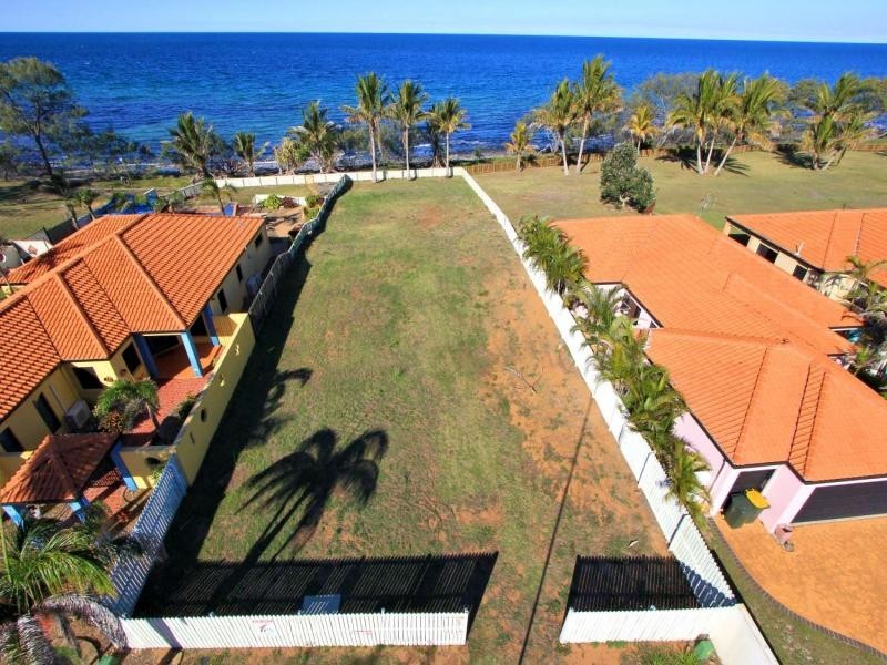 Lot 32 Pebble Beach Dr, Coral Cove QLD 4670