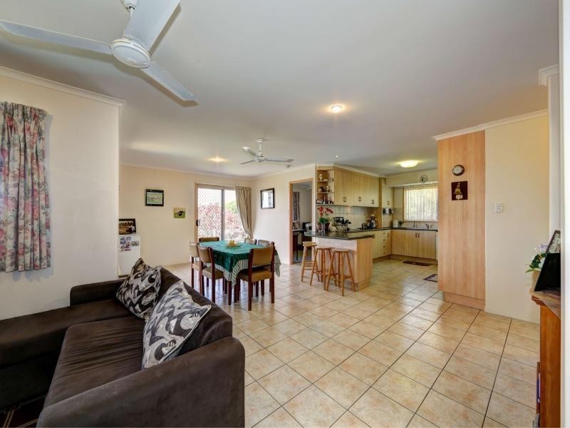 9 Belmonte Drive, Coral Cove QLD 4670