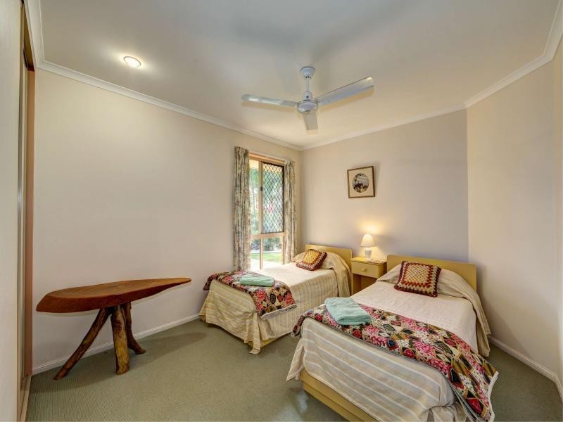 9 Belmonte Drive, Coral Cove QLD 4670