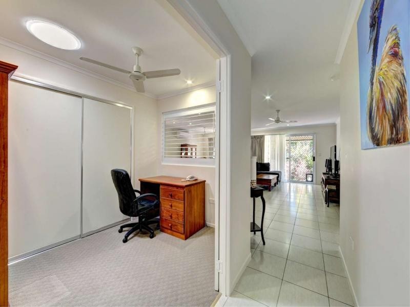 8/39 Wearing Road, Bargara QLD 4670