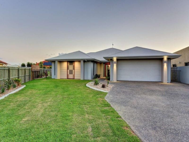 11 Hillcrest Court, Bargara QLD 4670