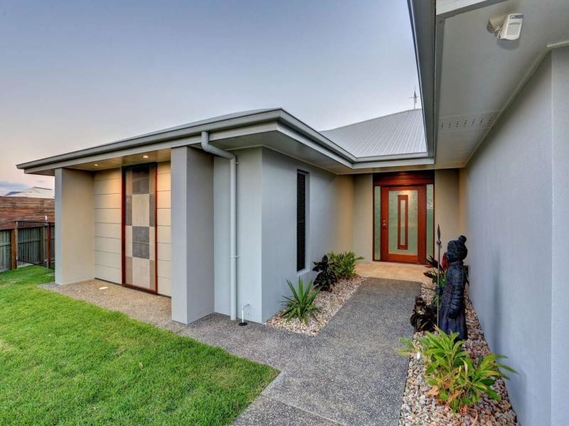11 Hillcrest Court, Bargara QLD 4670
