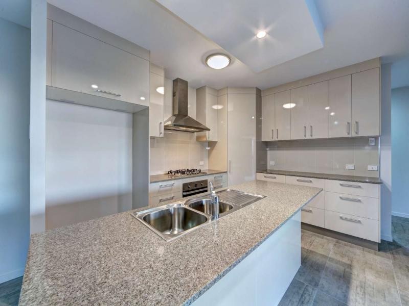 11 Hillcrest Court, Bargara QLD 4670