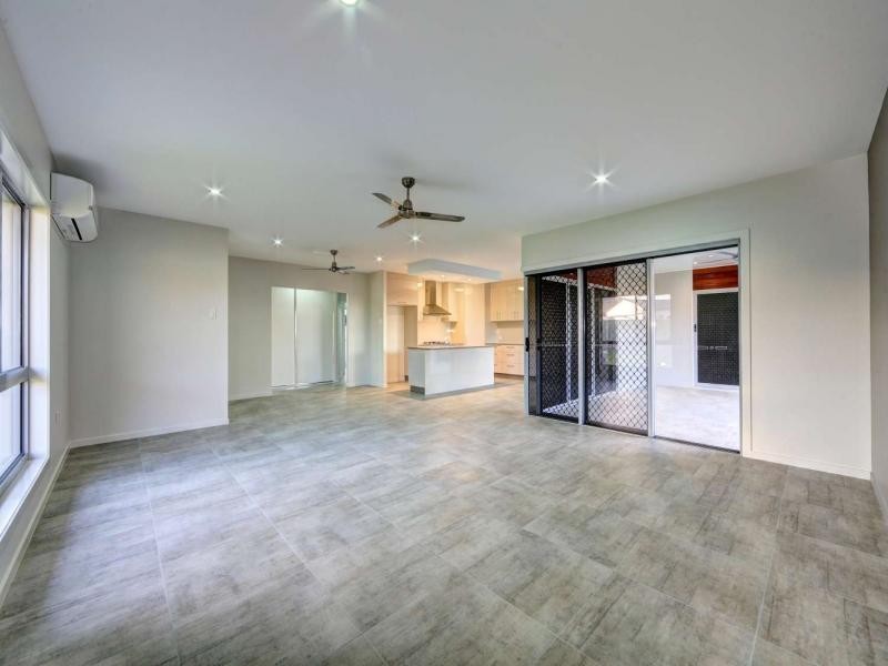 11 Hillcrest Court, Bargara QLD 4670