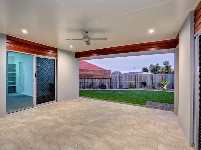 11 Hillcrest Court, Bargara QLD 4670