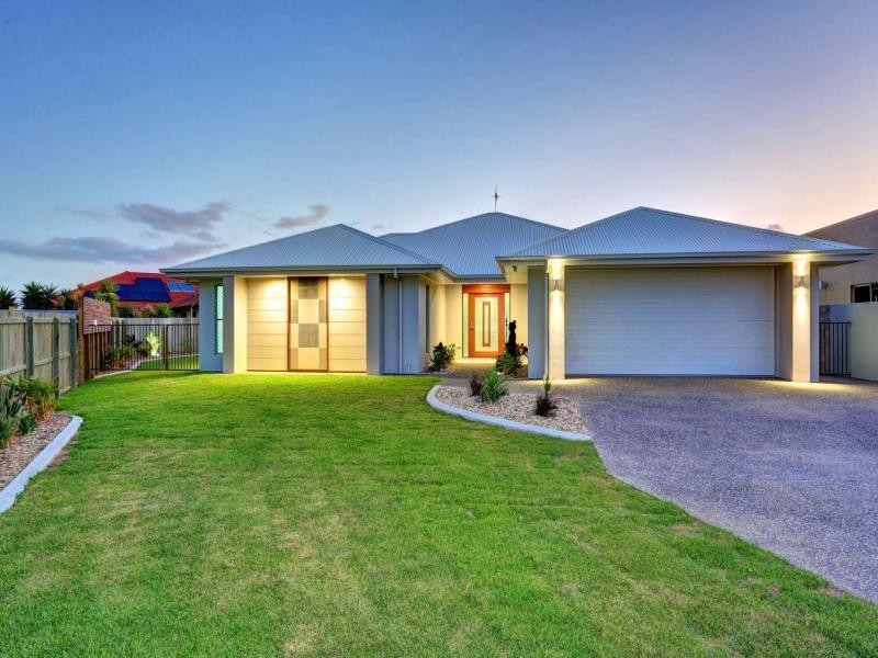 11 Hillcrest Court, Bargara QLD 4670