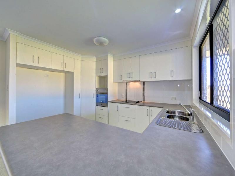 27 Sorrento Dr, Bargara QLD 4670
