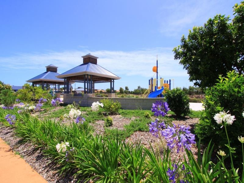 16 Firefly Street, Bargara QLD 4670
