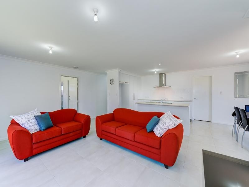 34 Shoreline Crescent, Bargara QLD 4670