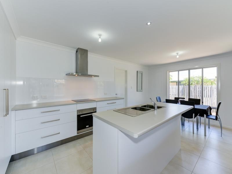 34 Shoreline Crescent, Bargara QLD 4670
