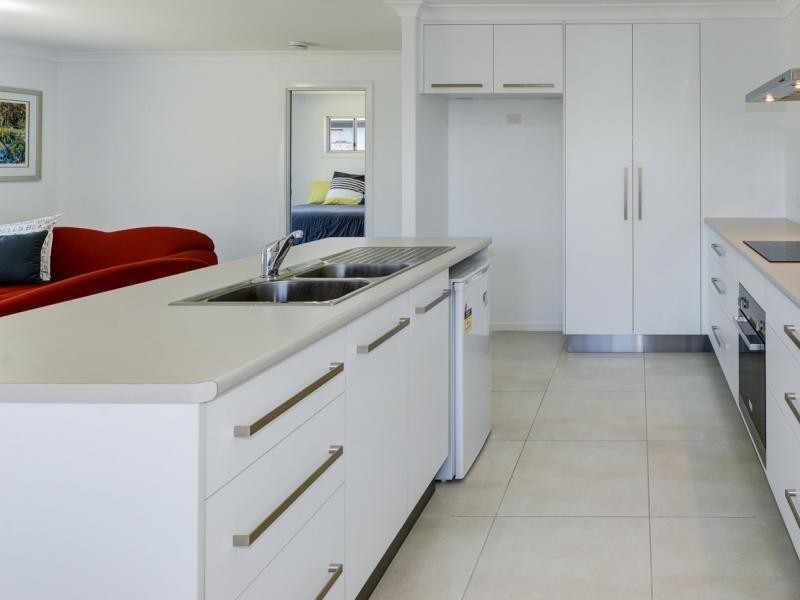 34 Shoreline Crescent, Bargara QLD 4670