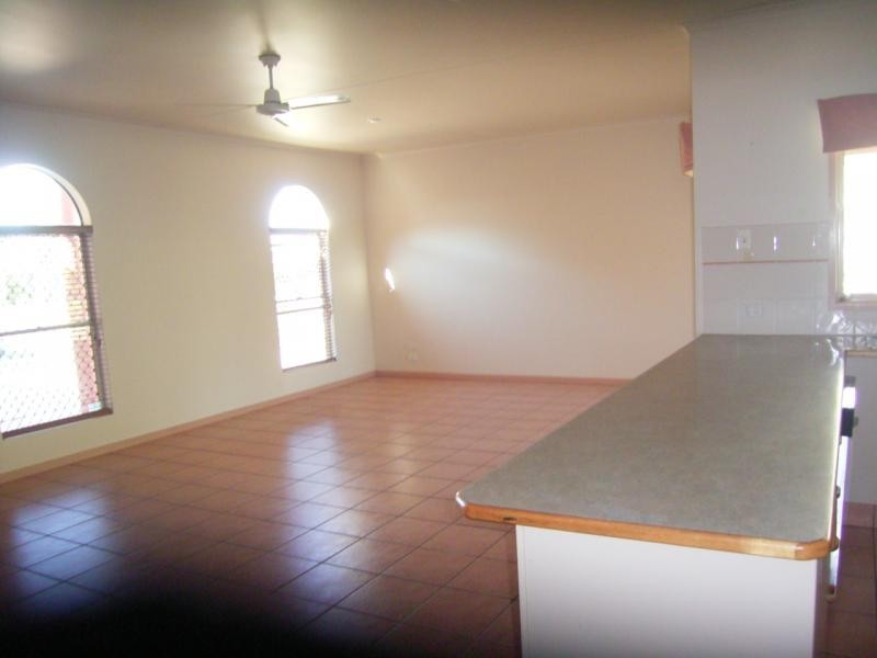 8 Coral Court, Bargara QLD 4670