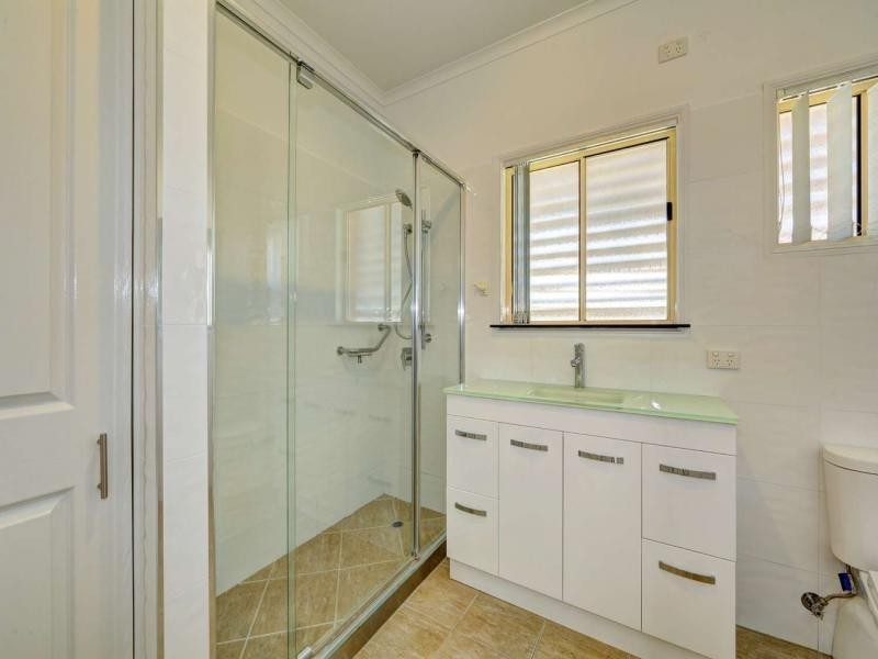 9 Grevillea Av, Innes Park QLD 4670