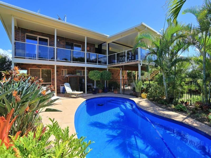 14 Shoreline Cres, Bargara QLD 4670