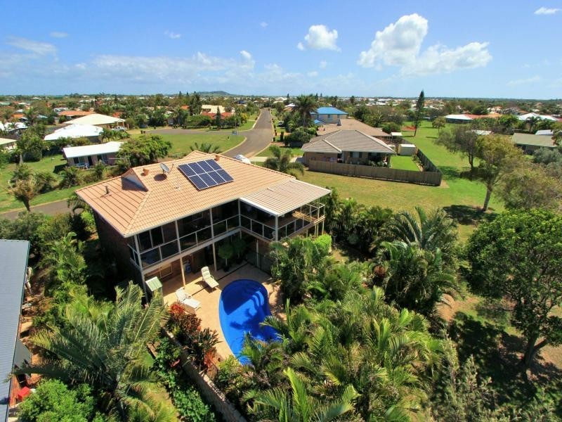 14 Shoreline Cres, Bargara QLD 4670