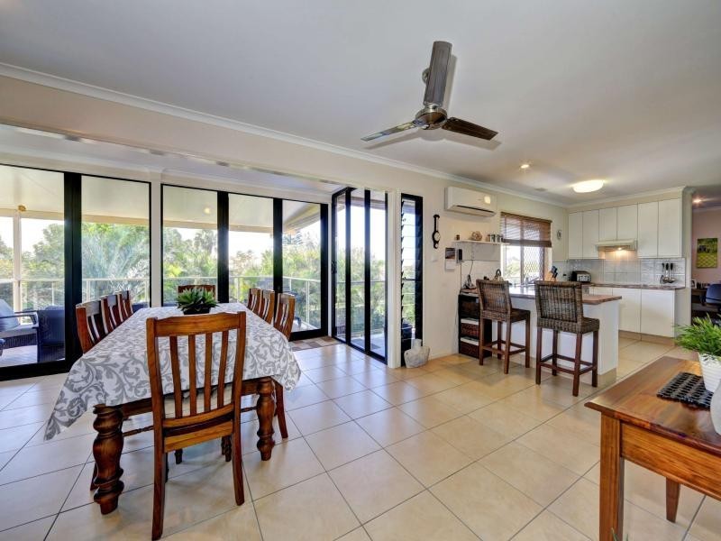 14 Shoreline Cres, Bargara QLD 4670