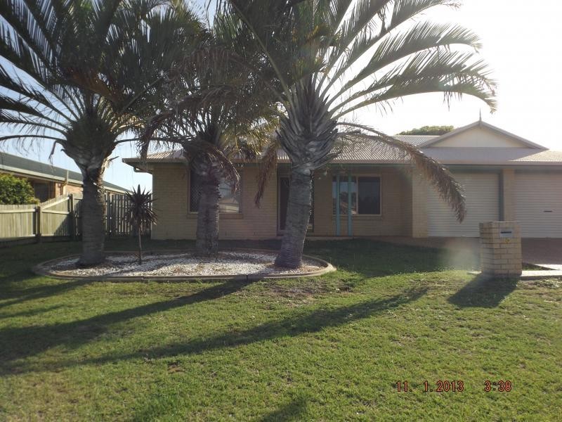 16 Peggy Drive, Coral Cove QLD 4670