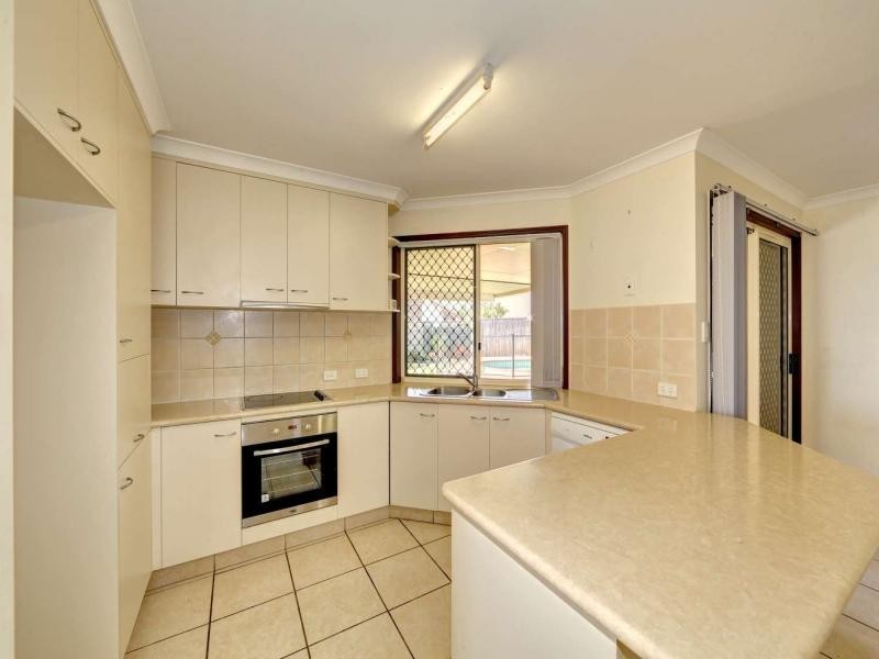 8 Jesse Court, Bargara QLD 4670