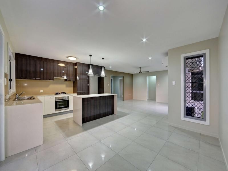 2 /24 Masthead Drive, Bargara QLD 4670