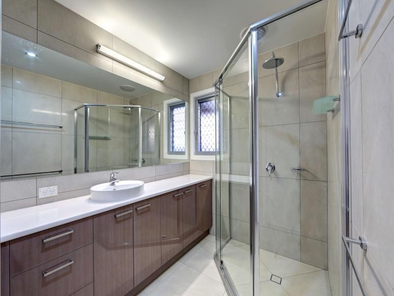 2 /24 Masthead Drive, Bargara QLD 4670