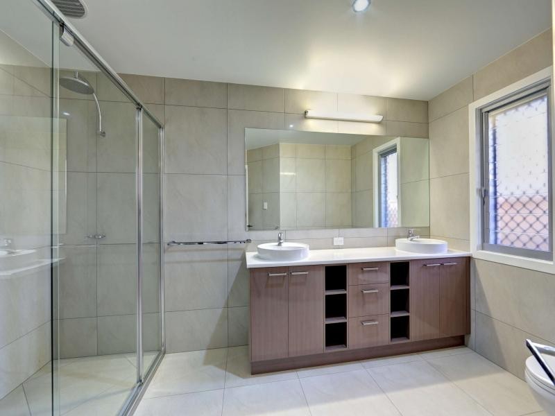 2 /24 Masthead Drive, Bargara QLD 4670