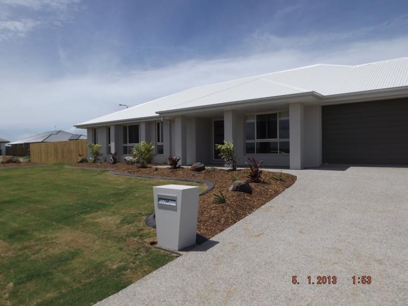 39 Firefly Street, Bargara QLD 4670