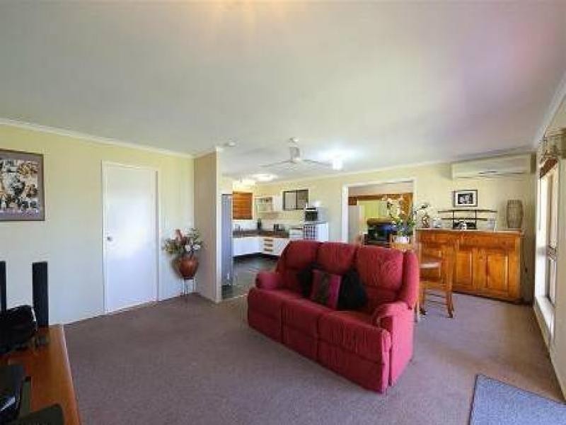 136 The Esplanade, Elliott Heads QLD 4670