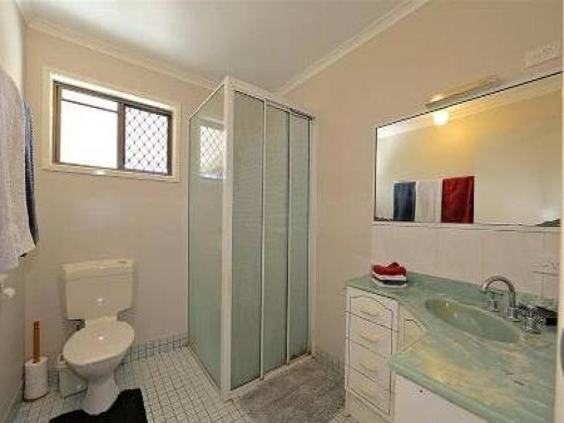 136 The Esplanade, Elliott Heads QLD 4670