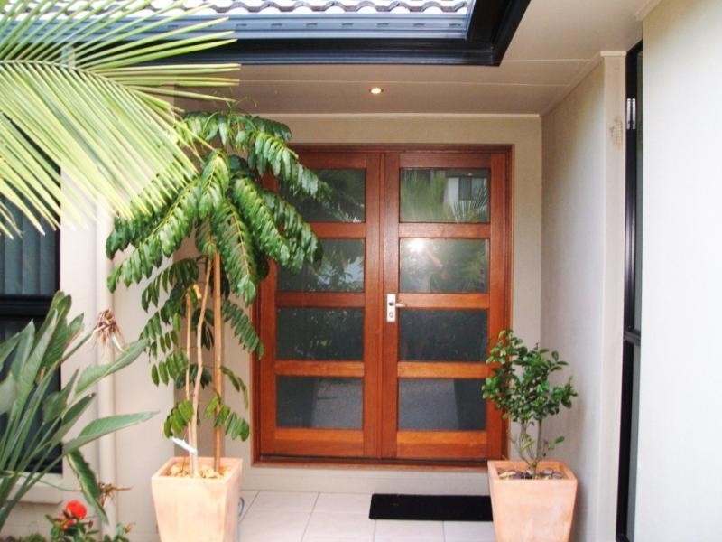 7 veerings cresent, Twin Waters QLD 4564