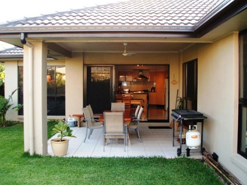 7 veerings cresent, Twin Waters QLD 4564