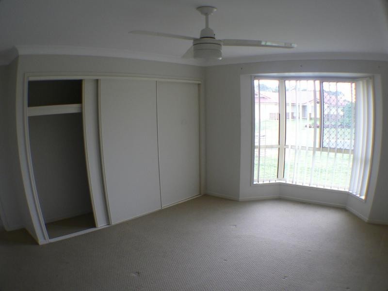 9 Riverbend Crescent, Morayfield QLD 4506