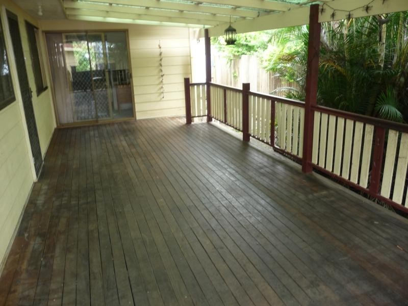 6 Fraser Place, Morayfield QLD 4506