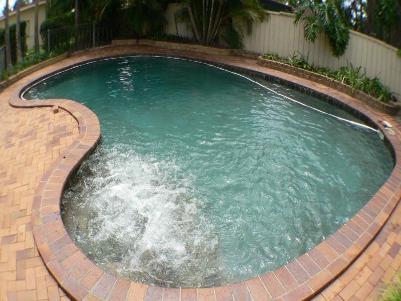 6 Fraser Place, Morayfield QLD 4506