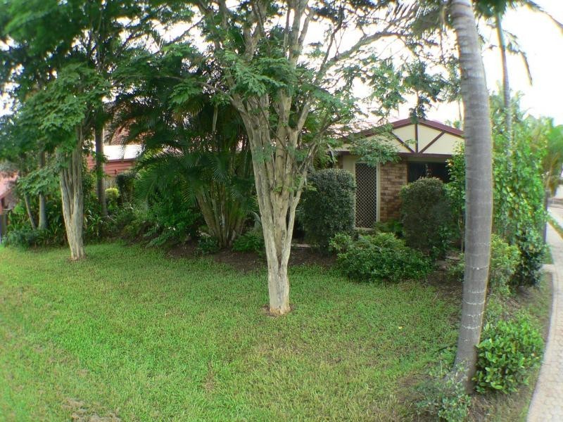 6 Fraser Place, Morayfield QLD 4506