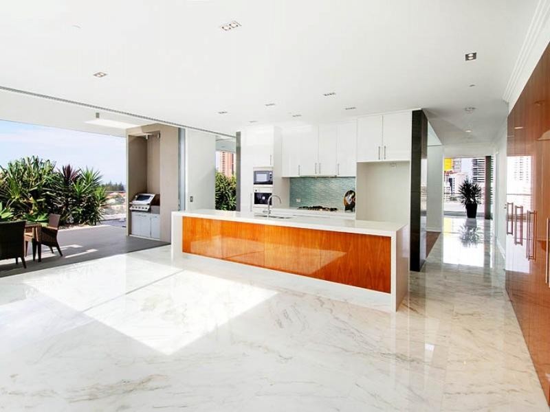 1803/33 TE Peters Drv, Broadbeach QLD 4218