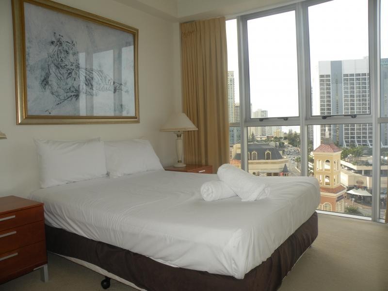 1114/23 Ferny, Surfers Paradise QLD 4217